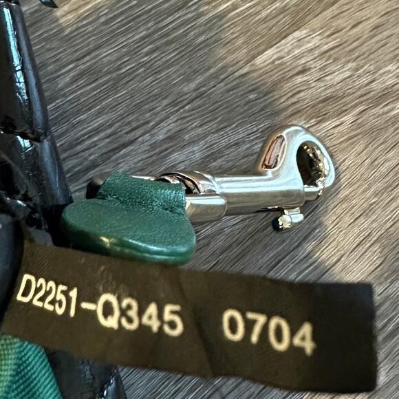 Donald Pliner Black Quilted Patent Leather Large Shoulder Tote Bag Preppy Classy - Picture 10 of 11